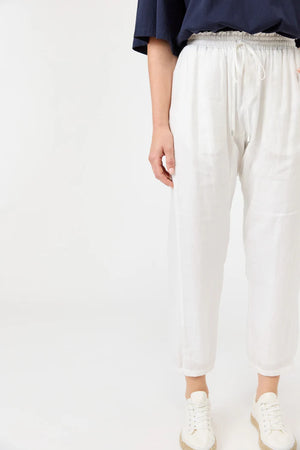 Eb & Ive Studio Relaxed Pant Salt