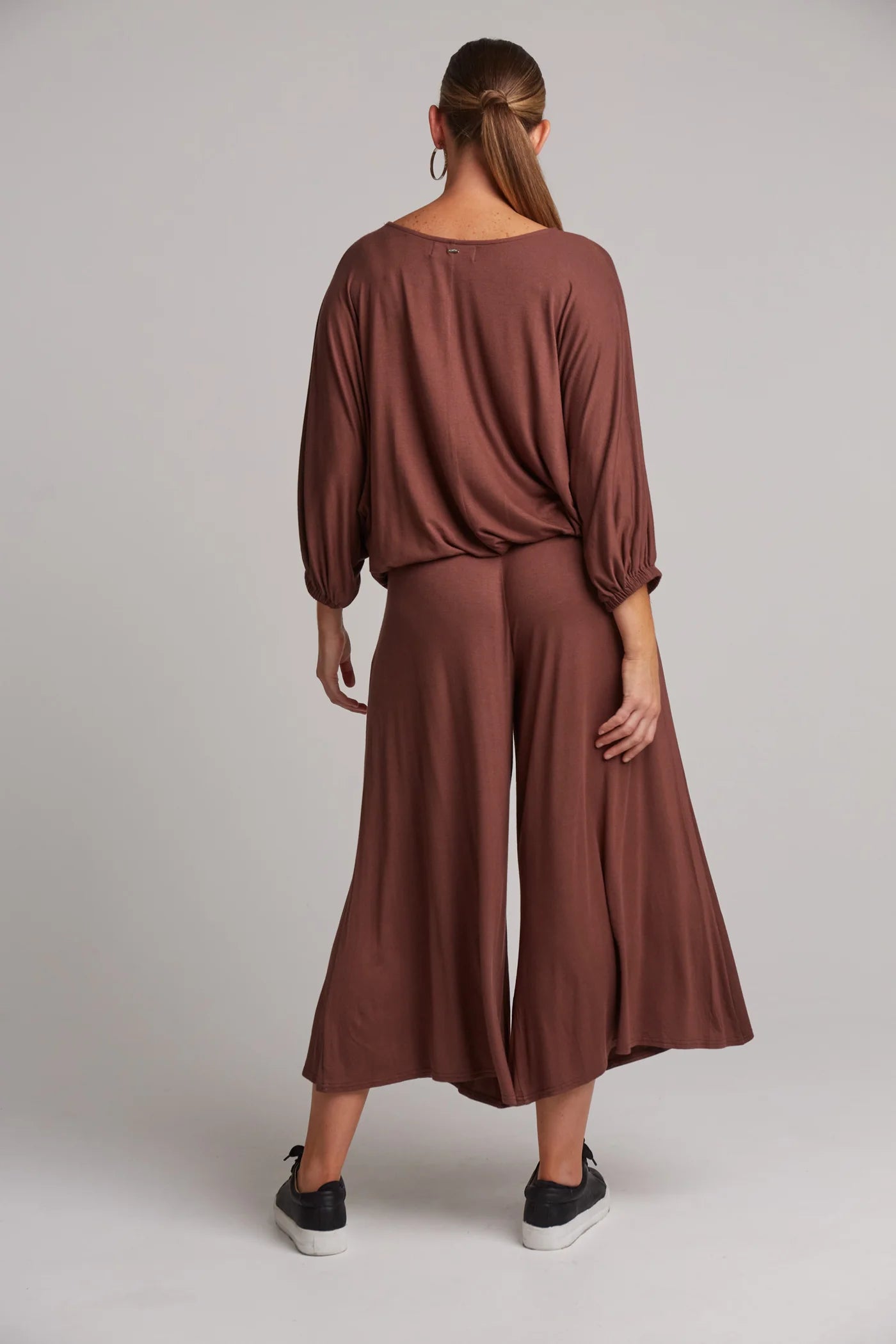 Eb & Ive Studio Jersey Relaxed Top Mocha