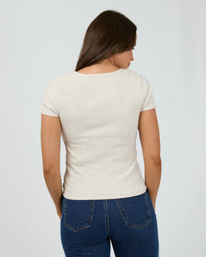 Silent Theory Mia Tee Oatmeal