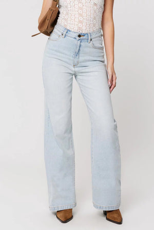 Abrand 94 Wide Janet