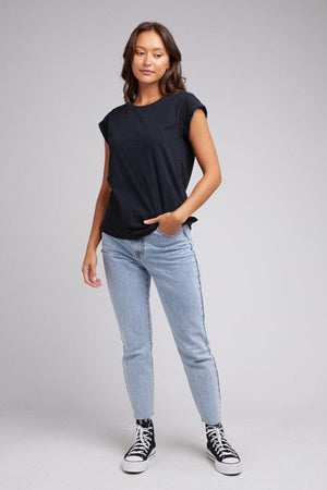 Silent Theory Lucy Turnback Tee Black