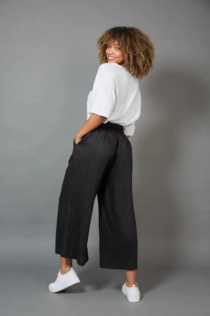 Eb & Ive Studio Crop Pant Ebony