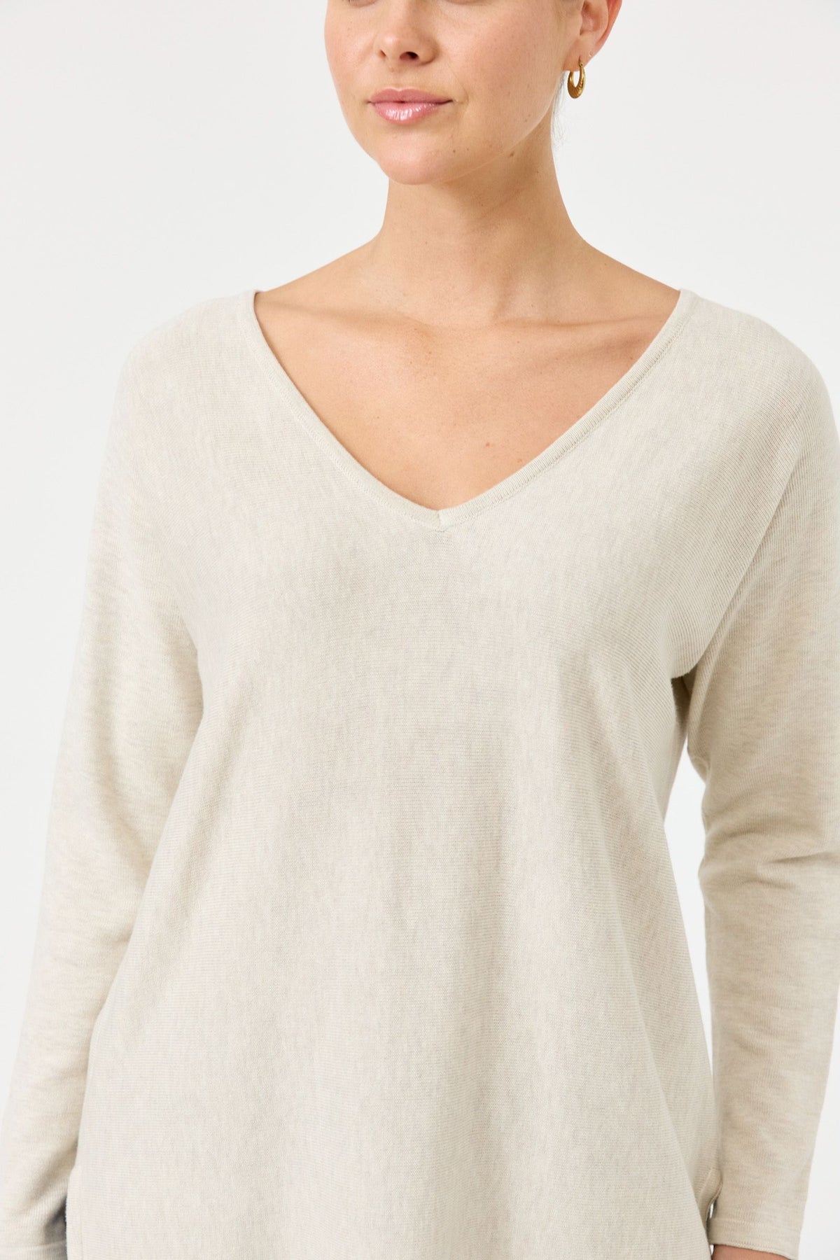 Eb & Ive Studio V Knit Tusk