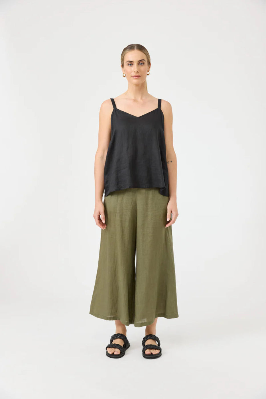 Eb & Ive Studio Linen Tank Ebony