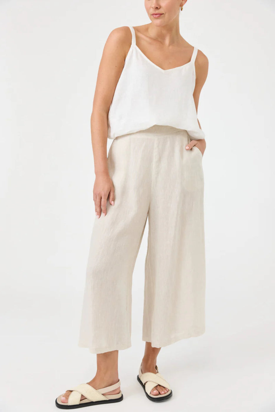 Eb & Ive Studio Crop Linen Pant Tusk