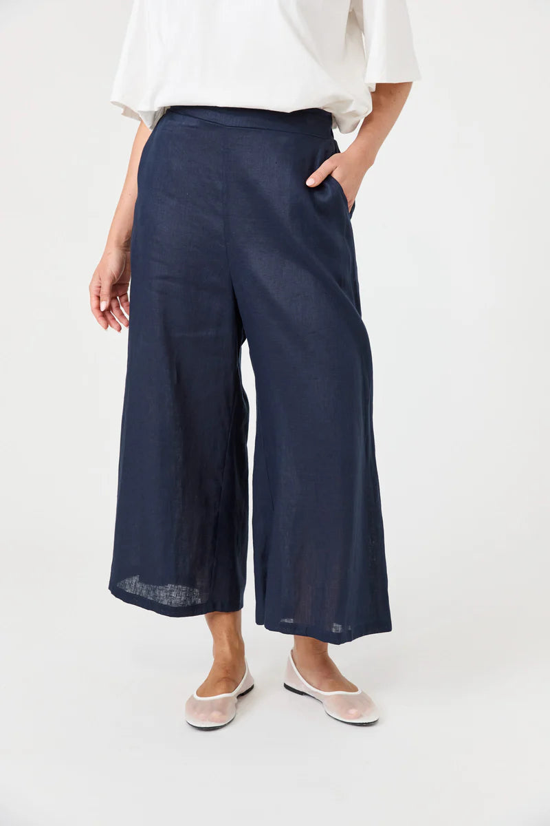 Eb & Ive Studio Crop Pant Navy