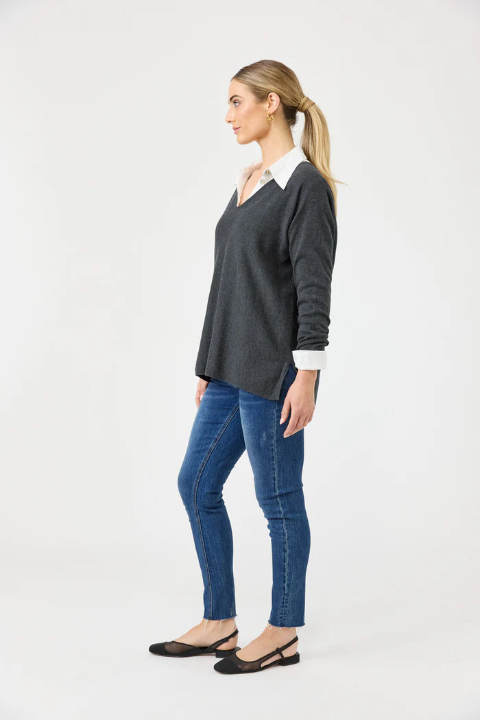 Eb & Ive Studio V Knit Char