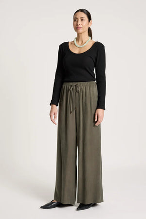 Eb & Ive Calista Pant Pampas