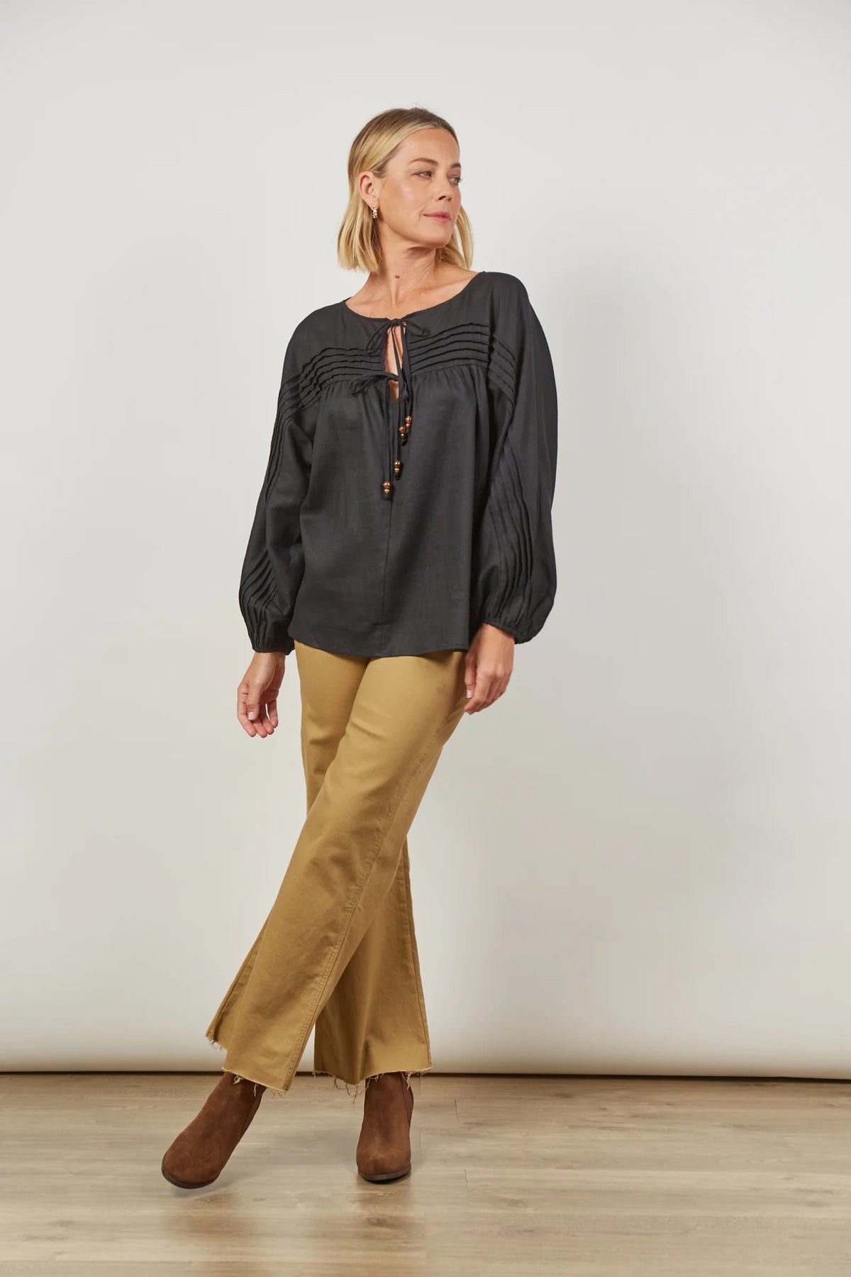 Isle Of Mine Panorama Tuck Blouse Onyx