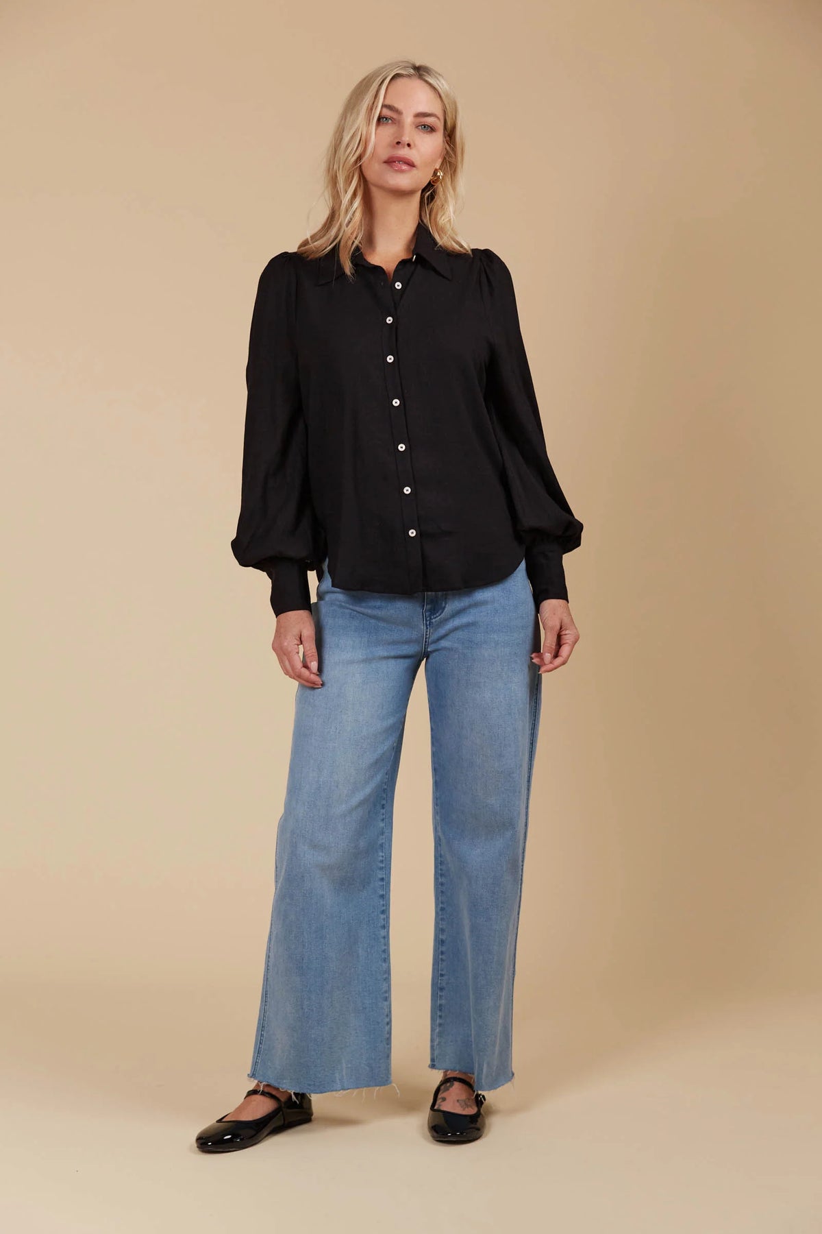 Isle Of Mine Venus Shirt Onyx