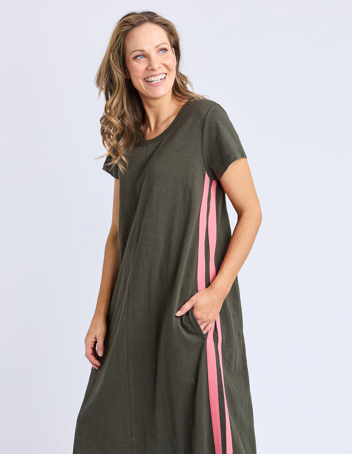 Foxwood Recovery Dress Dark Khaki And Coral