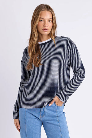 Foxwood Hutch LS Tee Navy