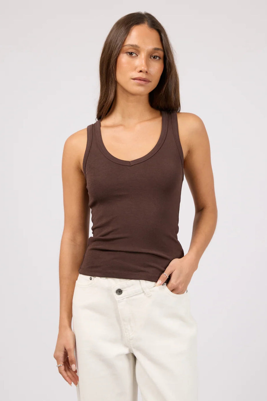 Silent Theory Luxe Rib Vee Tank Chocolate