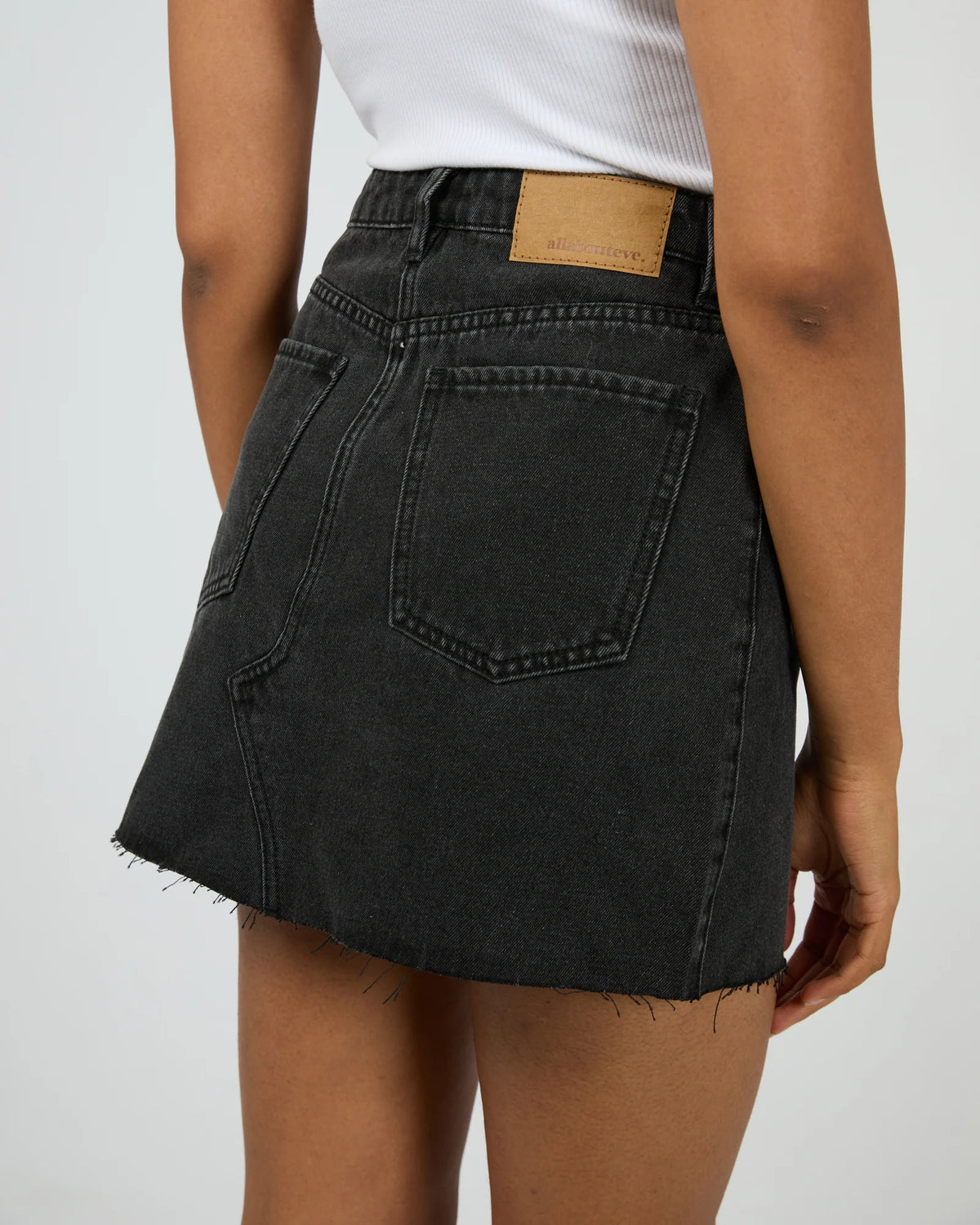 All About Eve Margot Denim Skirt Washed Black