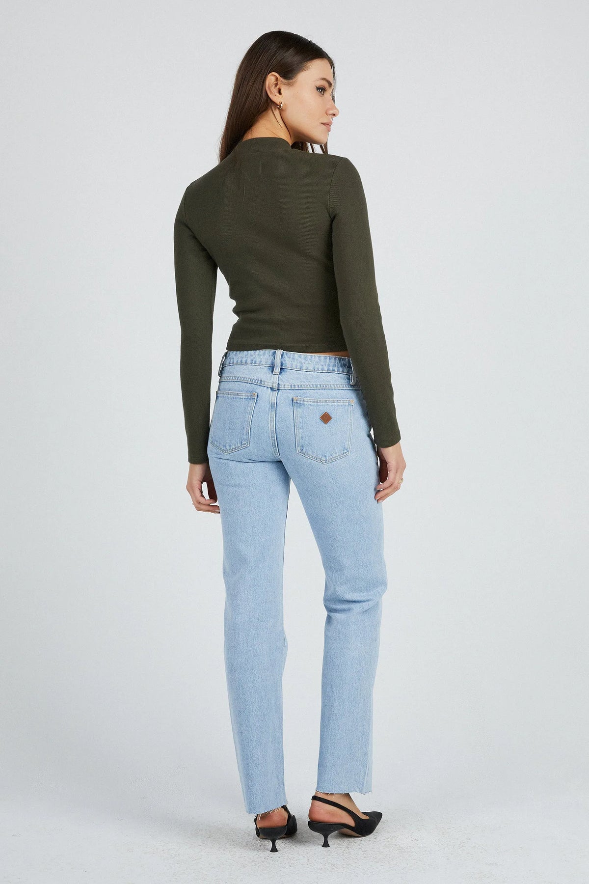 Abrand 99 Low Straight Walkaway