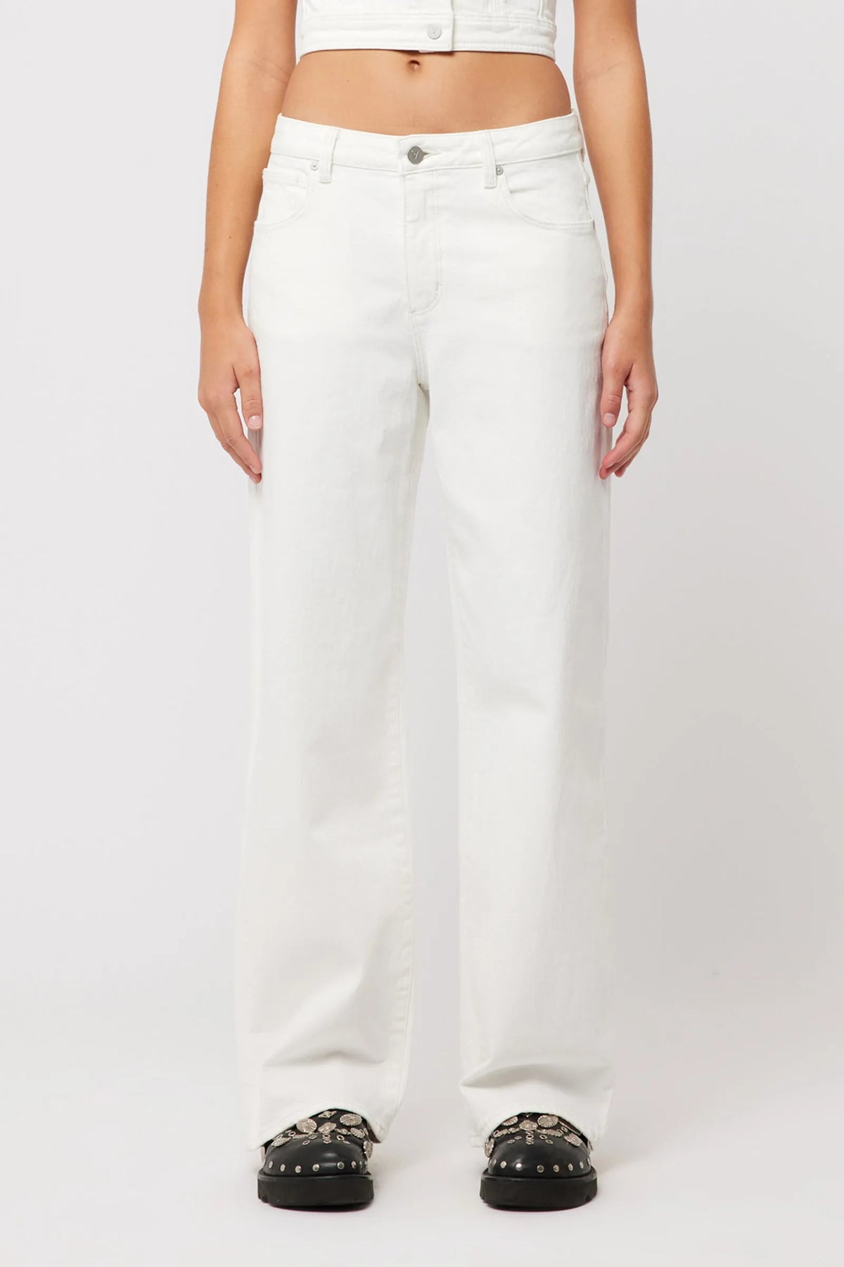 Abrand 95 Mid Baggy Porcelain RCY