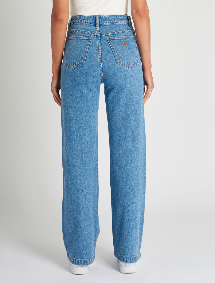 Abrand 94 High & Wide Debbie