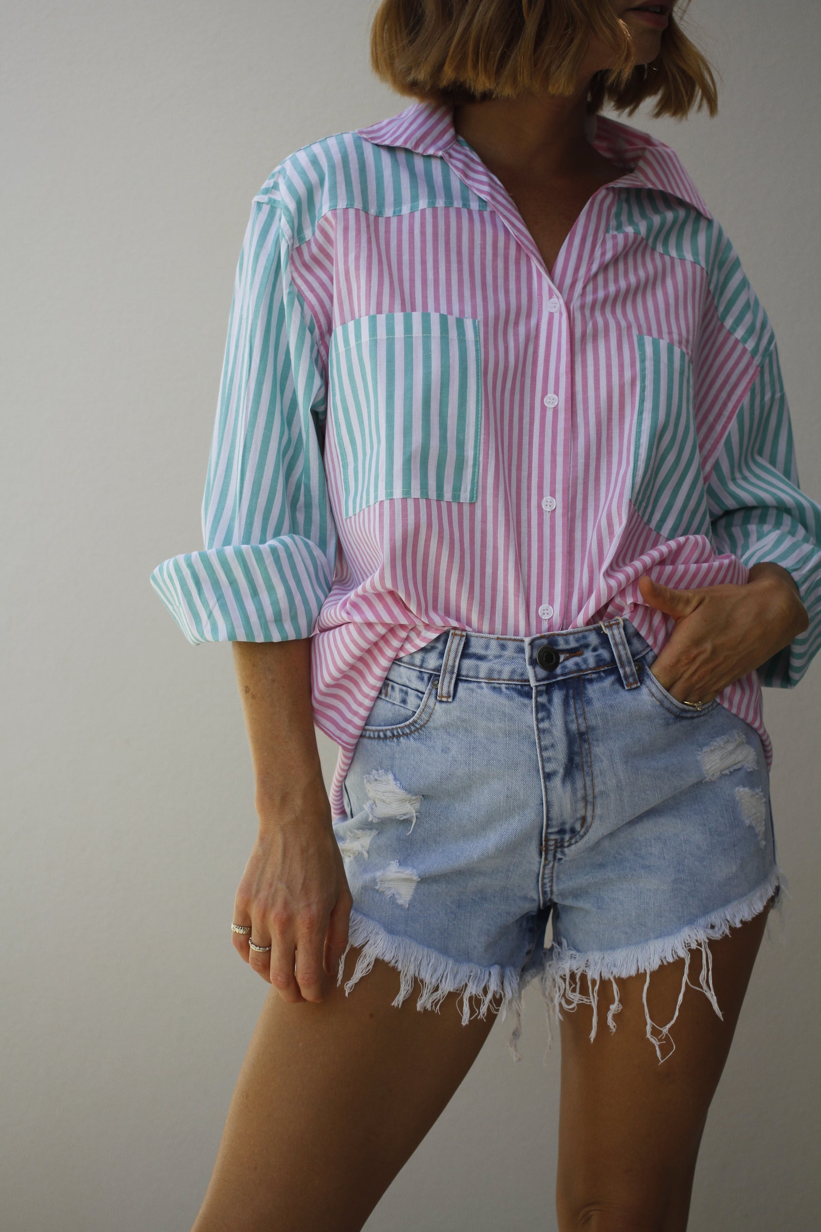 Wakee Fray Short Acid