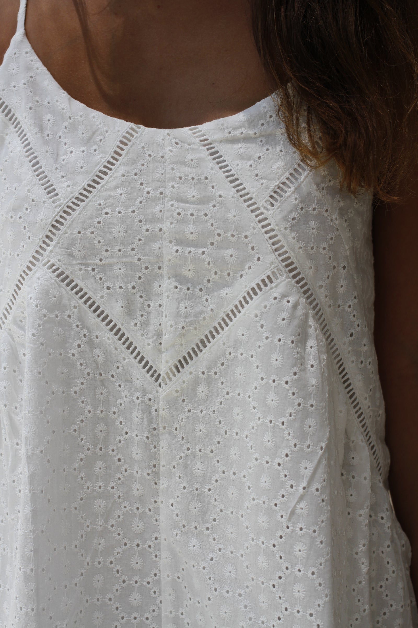 Goddess Anglaise Zip Dress White