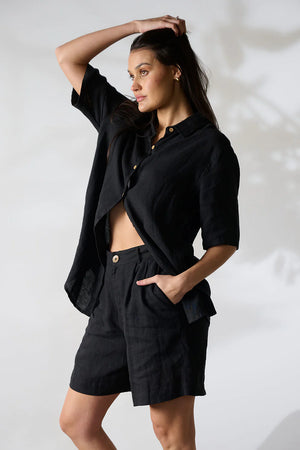Eadie Capri Shorts 100% Linen Black