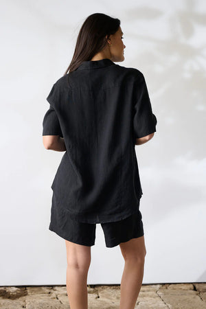 Eadie Capri Linen Shorts Black