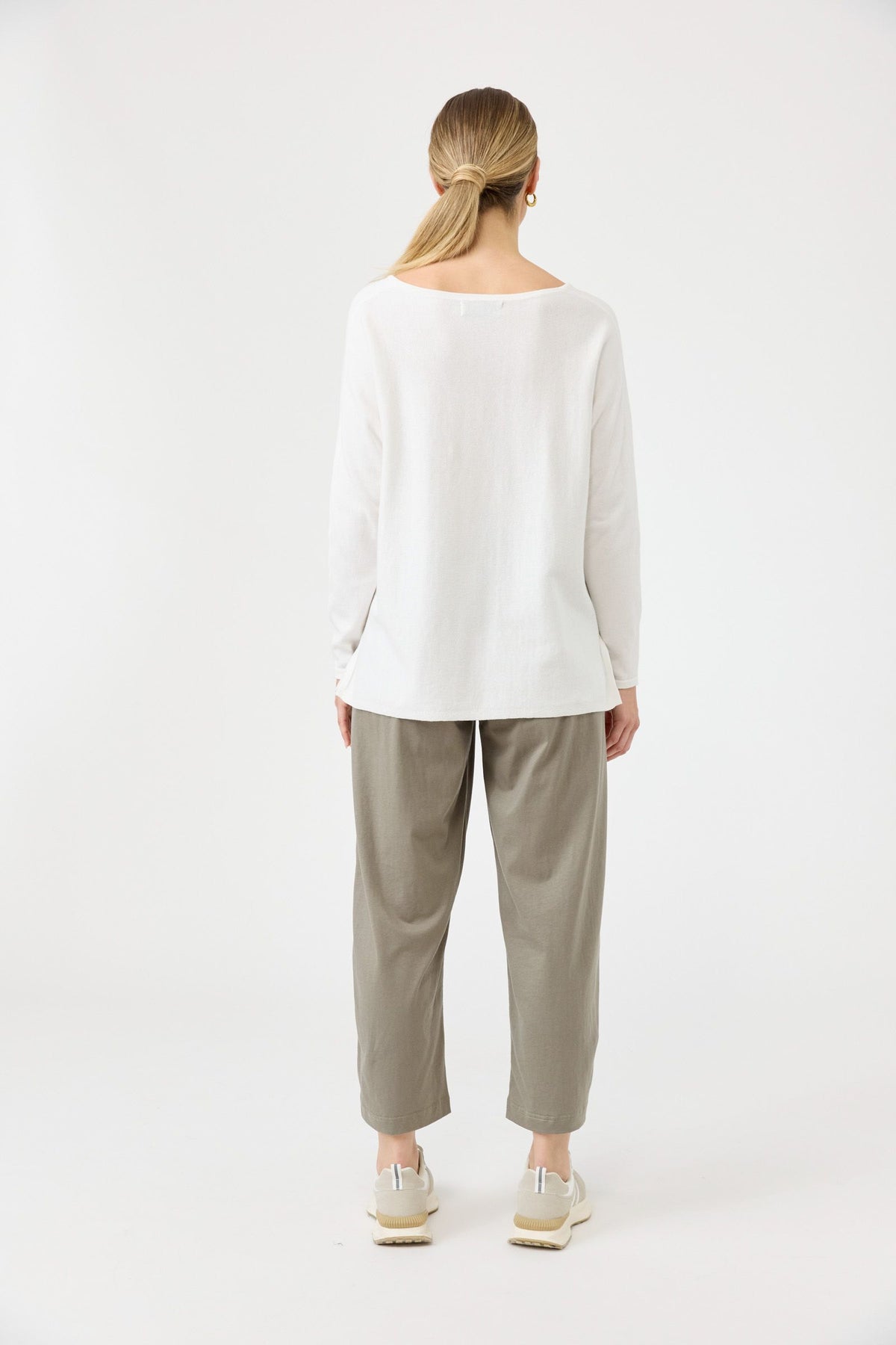 Eb & Ive Studio V Knit Salt