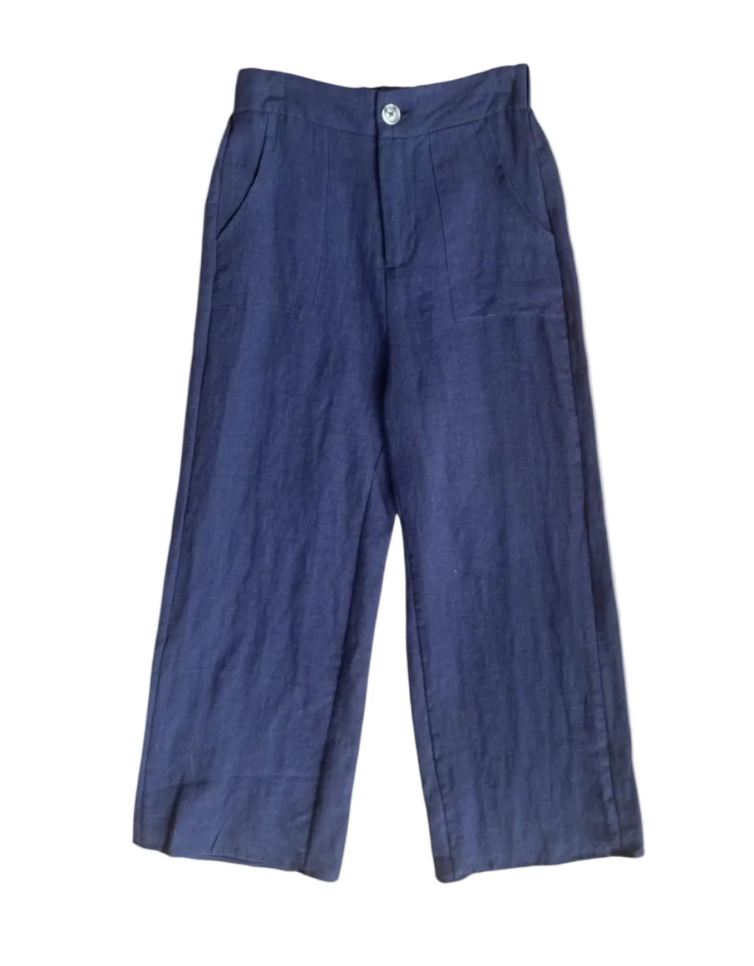 Navy blue wide-leg cropped pants with a textured linen-like fabric, displayed flat against a light off-white background with a product code text overlay at the bottom.