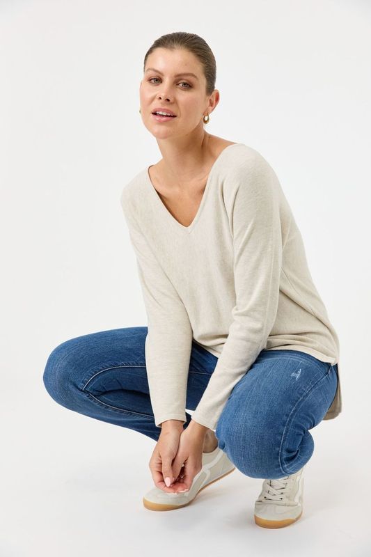 Eb & Ive Studio V Knit Tusk