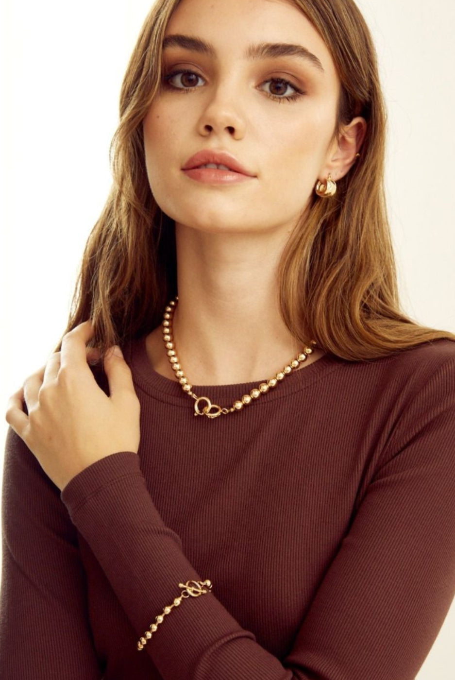 Angels Whisper Yana Orb Necklace Gold