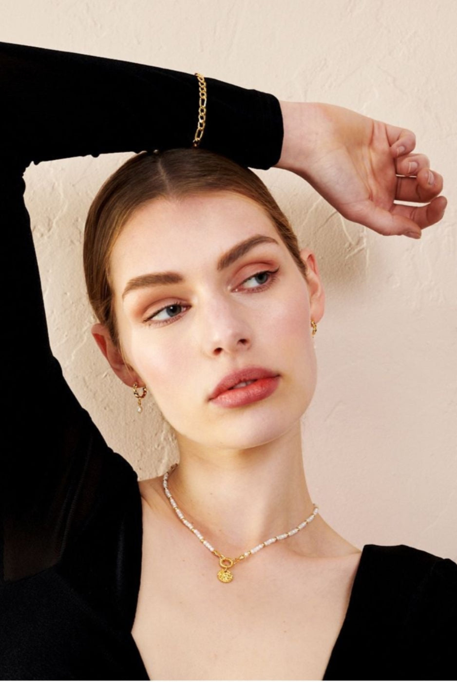 Angels Whisper Figaro Chain Gold Plated Bracelet Gold